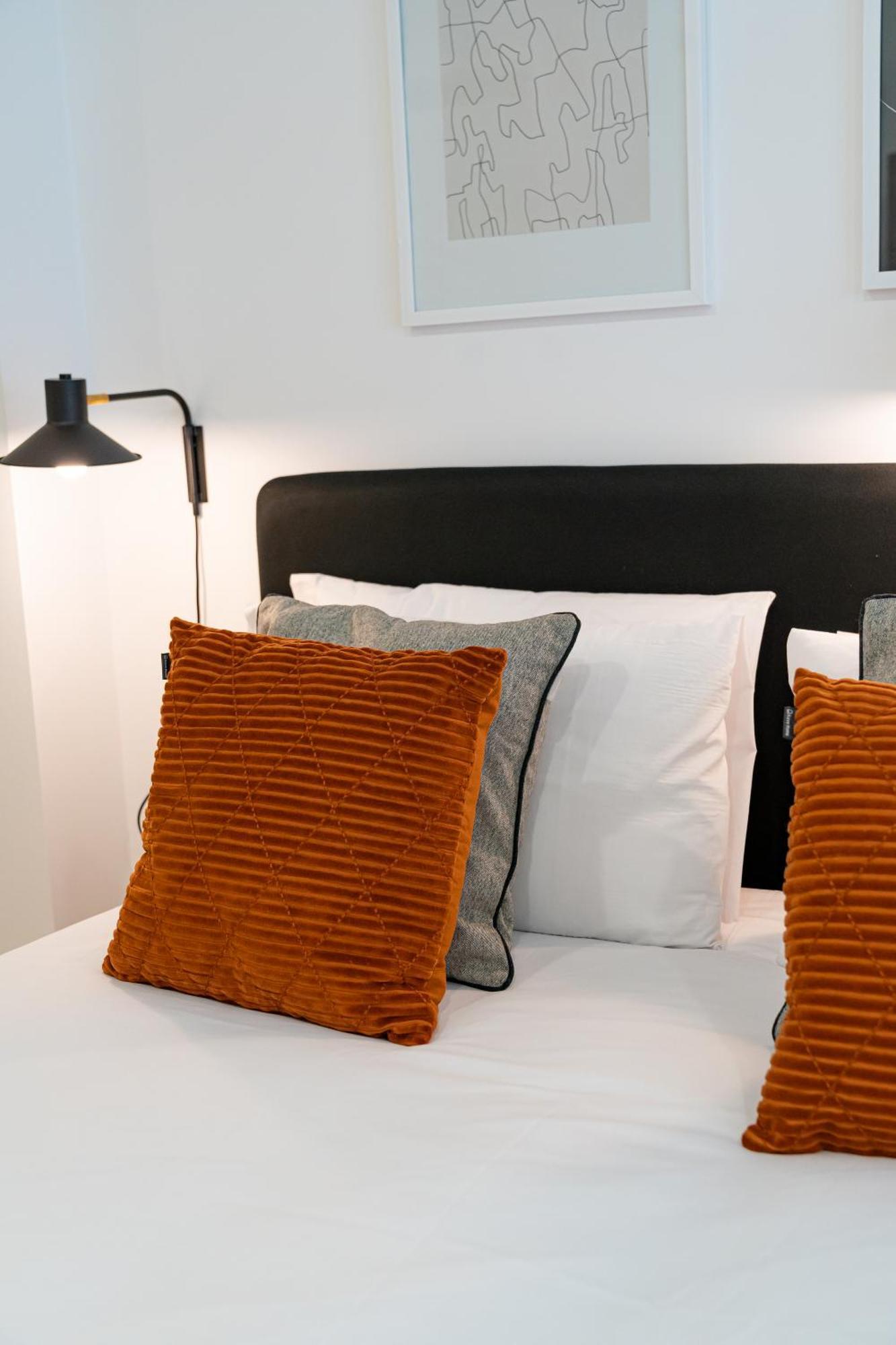 Stay U-Nique Apartments Albeniz Bcn Л'Успіталет-да-Любрагат Екстер'єр фото
