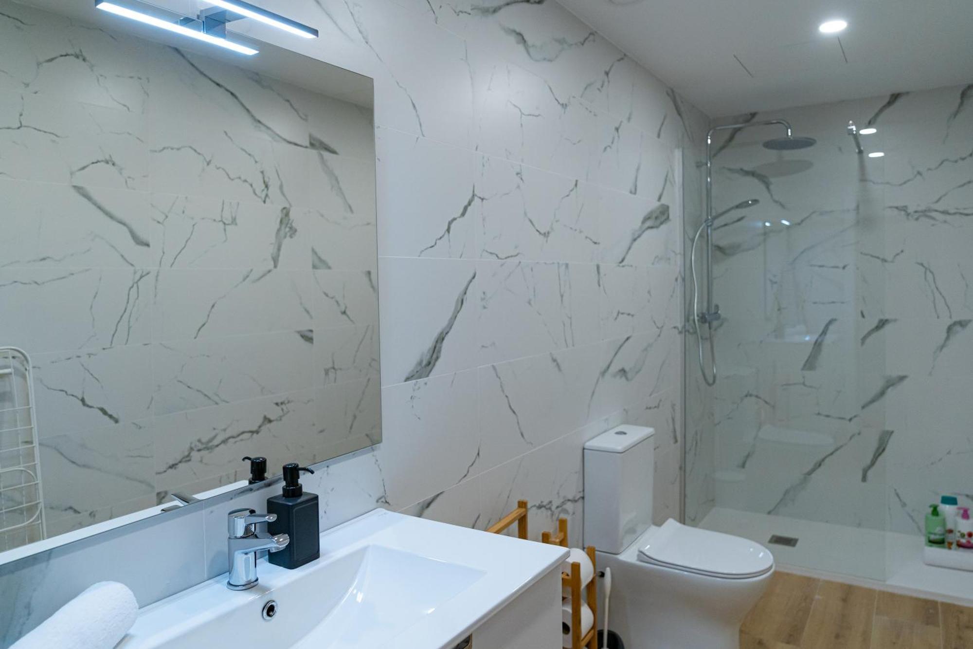 Stay U-Nique Apartments Albeniz Bcn Л'Успіталет-да-Любрагат Екстер'єр фото