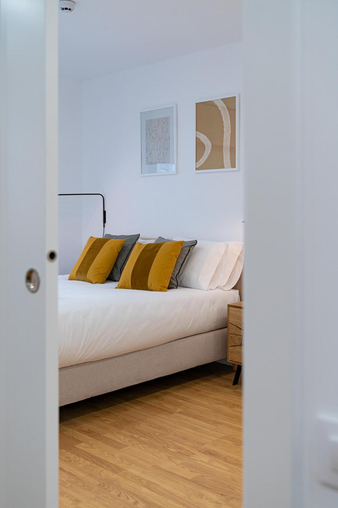 Stay U-Nique Apartments Albeniz Bcn Л'Успіталет-да-Любрагат Екстер'єр фото
