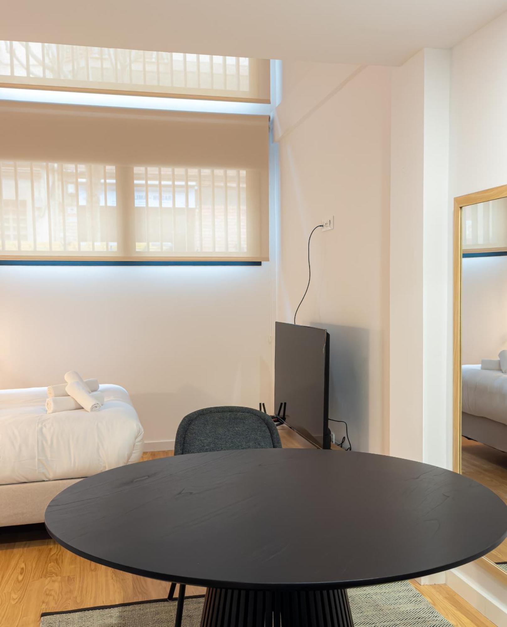 Stay U-Nique Apartments Albeniz Bcn Л'Успіталет-да-Любрагат Екстер'єр фото