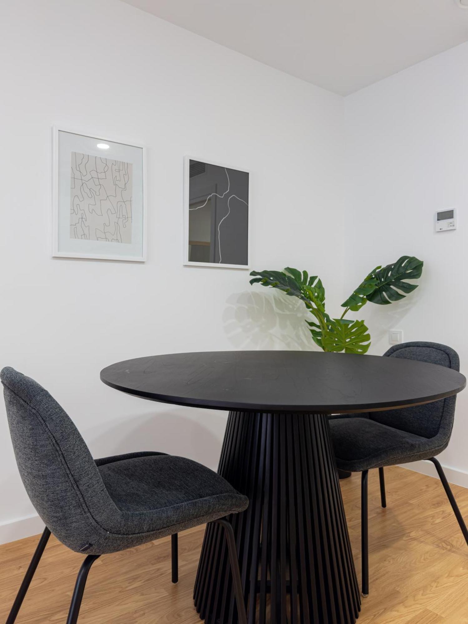 Stay U-Nique Apartments Albeniz Bcn Л'Успіталет-да-Любрагат Екстер'єр фото